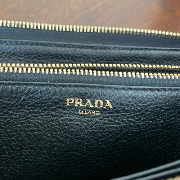 Authentic Prada Zippy Wallet - Picture 10 of 10